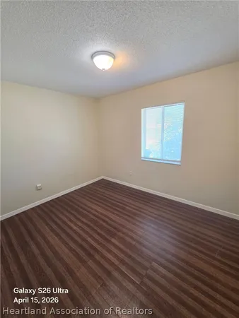 $1,050 | 3011 Villa Road, Sebring, FL 33870