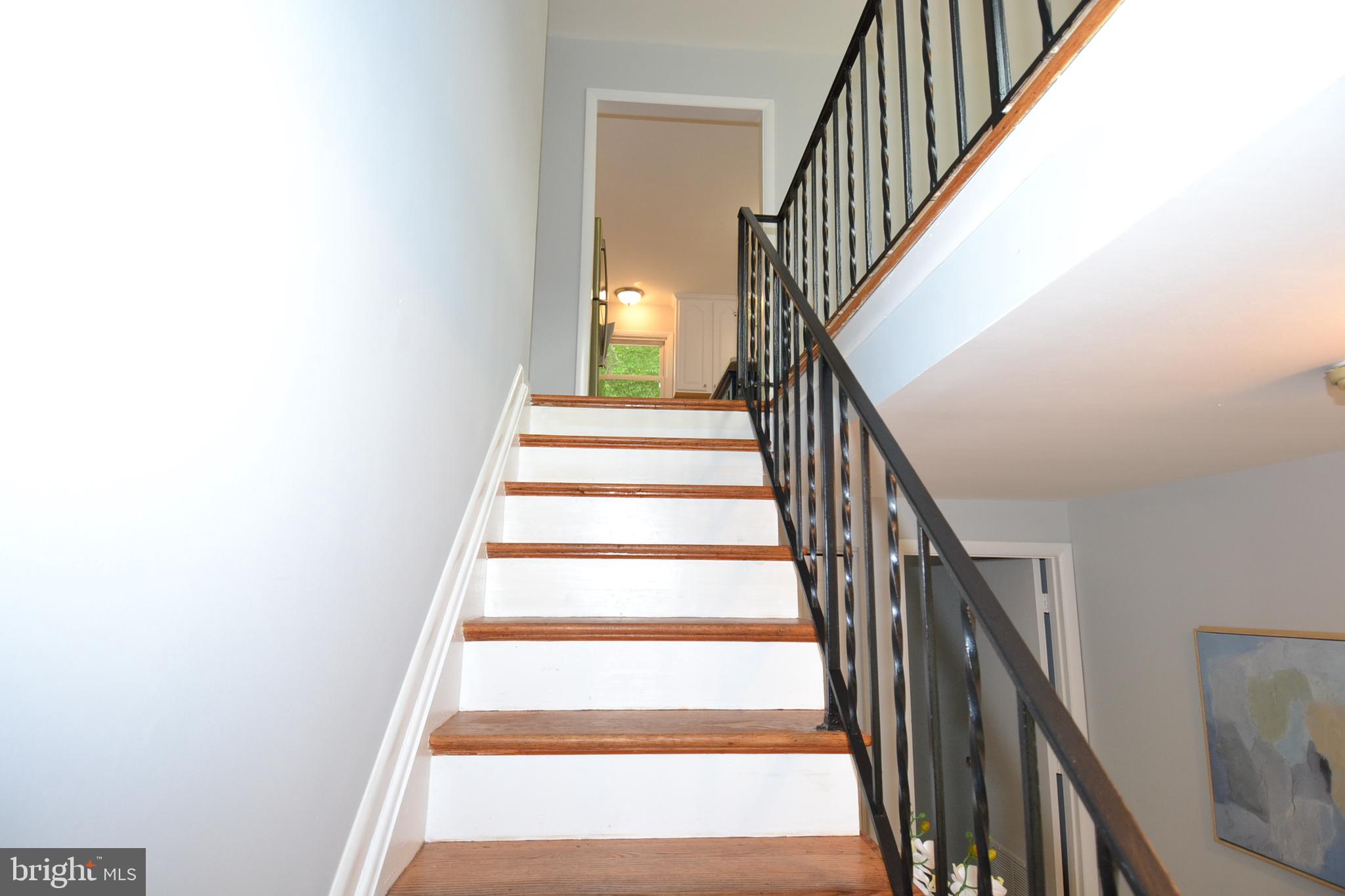 7103 Galgate Drive Springfield, VA 22152 - Photo 27 of 47 a view of entryway