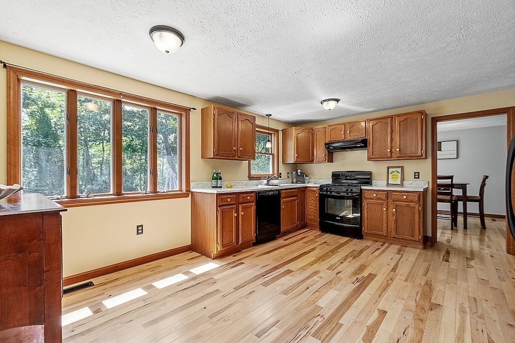 60 Bailey Road Dracut, MA 01826 - Photo 16 of 42