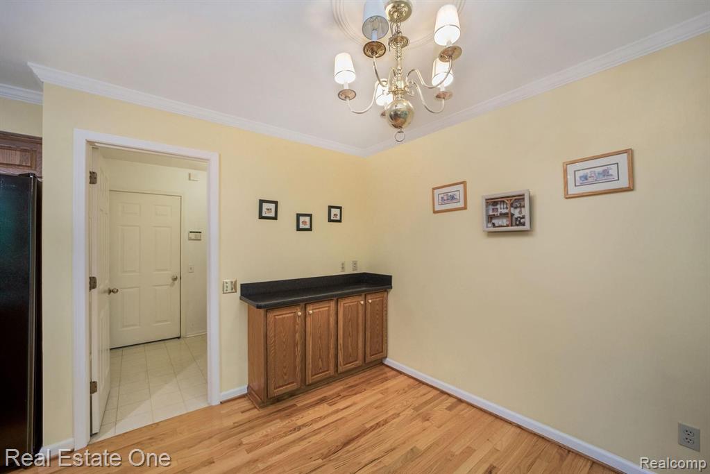 1445 Sandy Ridge Drive Rochester Hills, MI 48306 - Photo 8 of 26
