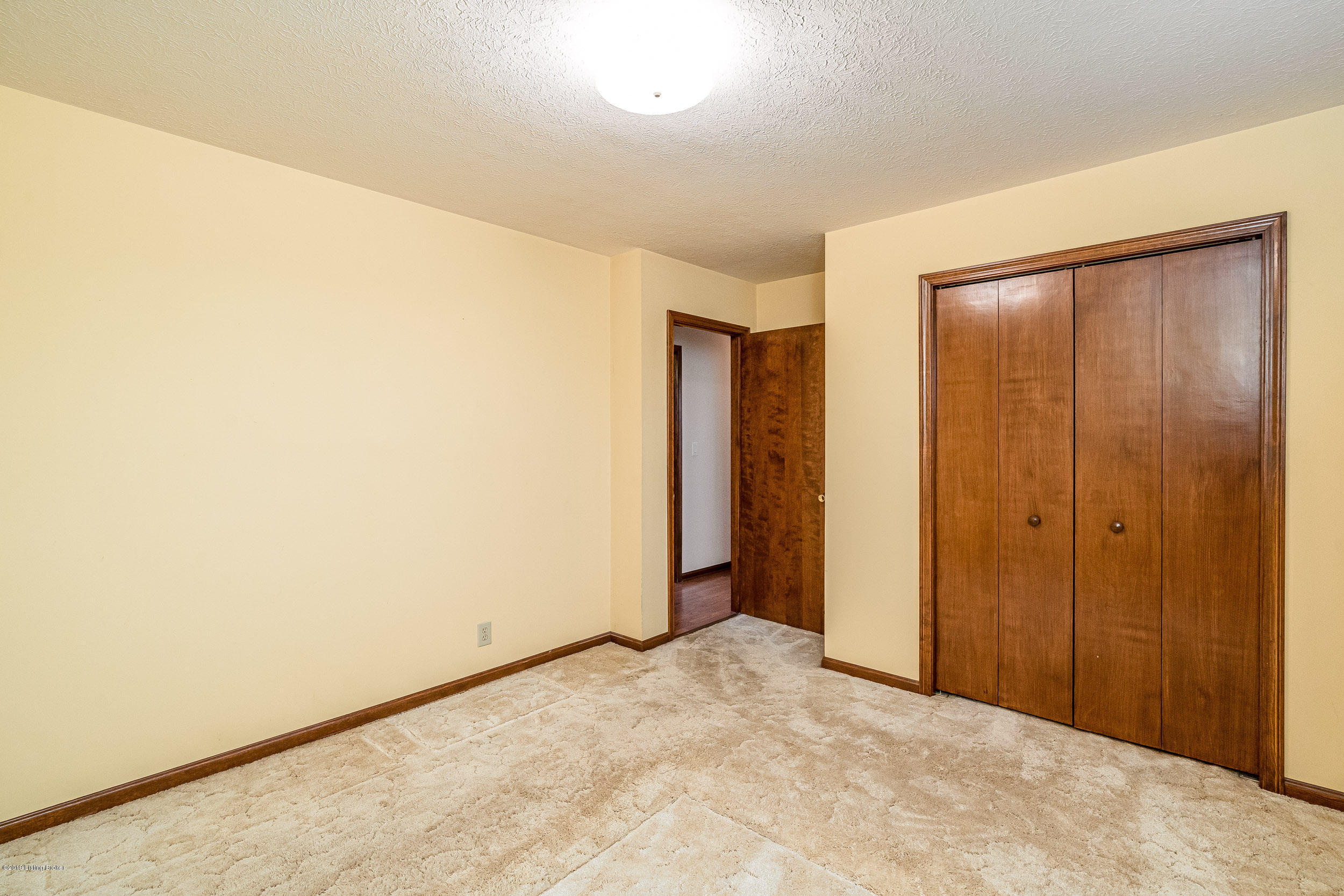 271 Floyds Fork Road Shepherdsville, KY 40165 - Photo 29 of 41 271 Floyds Fork Road-32