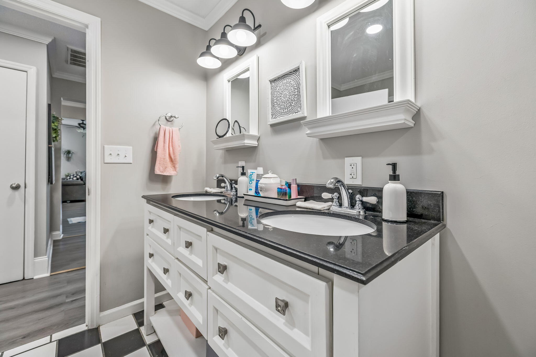 464 Hair Lake Road Summerville, GA 30747 - Photo 24 of 48 24-464 Hair Lake Rd Summerville - 010