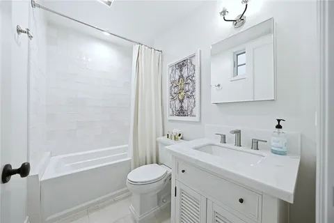 $3,945,000 | 55 59th Place, Long Beach, CA 90803