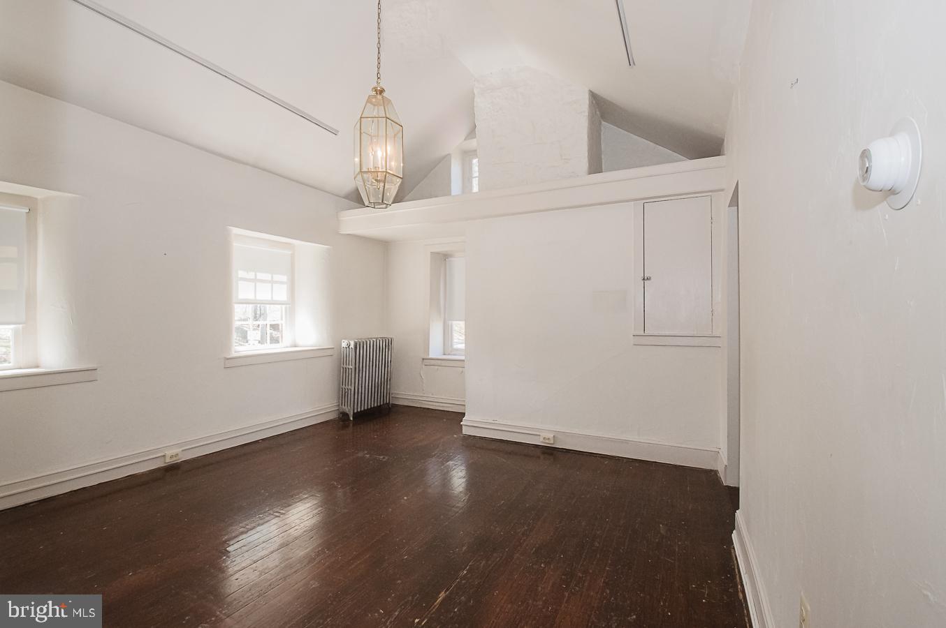 929 East Schuylkill Road Pottstown, PA 19465 - Photo 12 of 36 Gallery Image 12