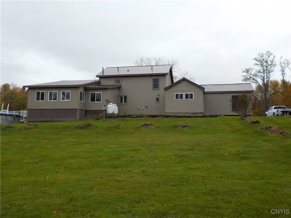 12095 Broadway Road Victory, NY 13033 - Photo 14 of 50