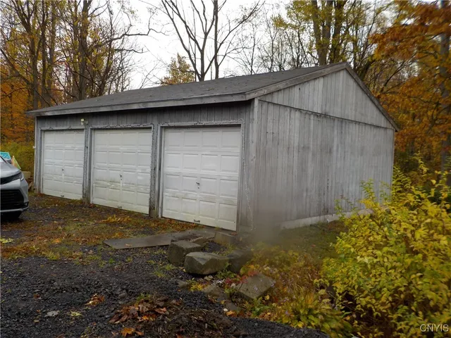 $384,900 | 12095 Broadway Road, Victory, NY 13033