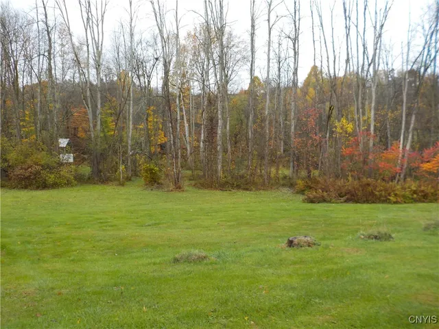 $384,900 | 12095 Broadway Road, Victory, NY 13033