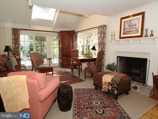 435 Inveraray Villanova, PA 19085 - Photo 5 of 6