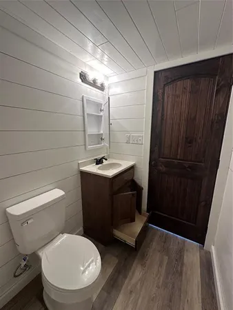 $1,350 | 122 Hcr 4105, Covington, TX 76636