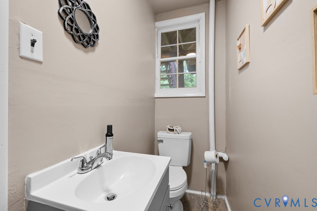 524 Ironington Road Richmond, VA 23227 - Photo 11 of 16