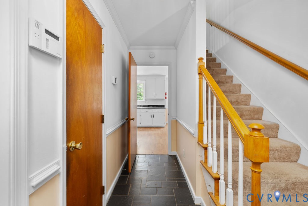 524 Ironington Road Richmond, VA 23227 - Photo 3 of 16