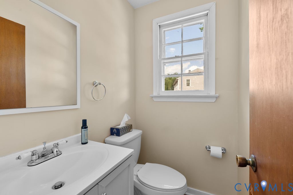 524 Ironington Road Richmond, VA 23227 - Photo 8 of 16