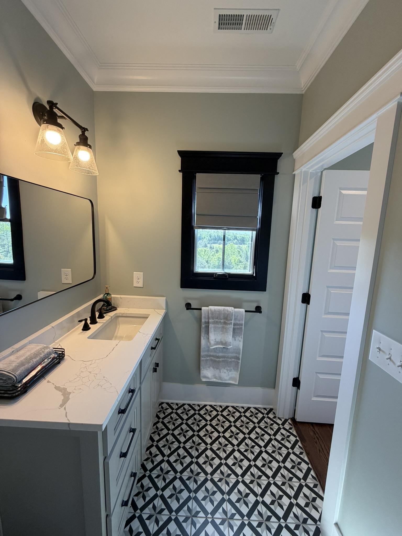 670 State Rd S-11-586 Gaffney, SC 29340 - Photo 31 of 38