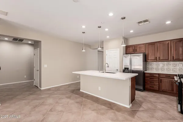 $2,850 | 1744 West Turtle Hill Drive, Anthem, AZ 85086
