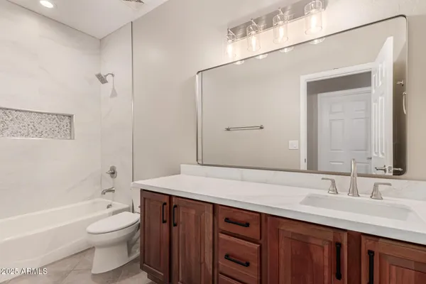 $2,850 | 1744 West Turtle Hill Drive, Anthem, AZ 85086