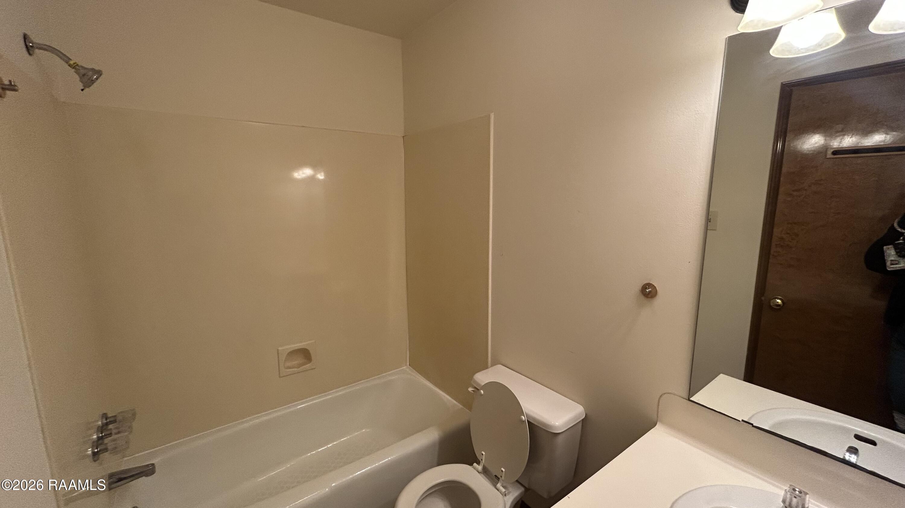 16633 West Missionary Street, Unit D Baton Rouge, LA 70807 - Photo 10 of 13 IMG_9172