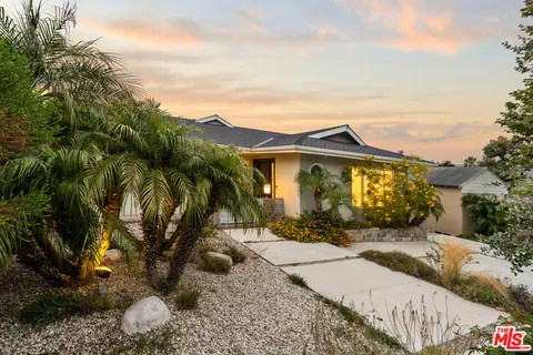 $2,699,000 | 608 Lomita Street, El Segundo, CA 90245