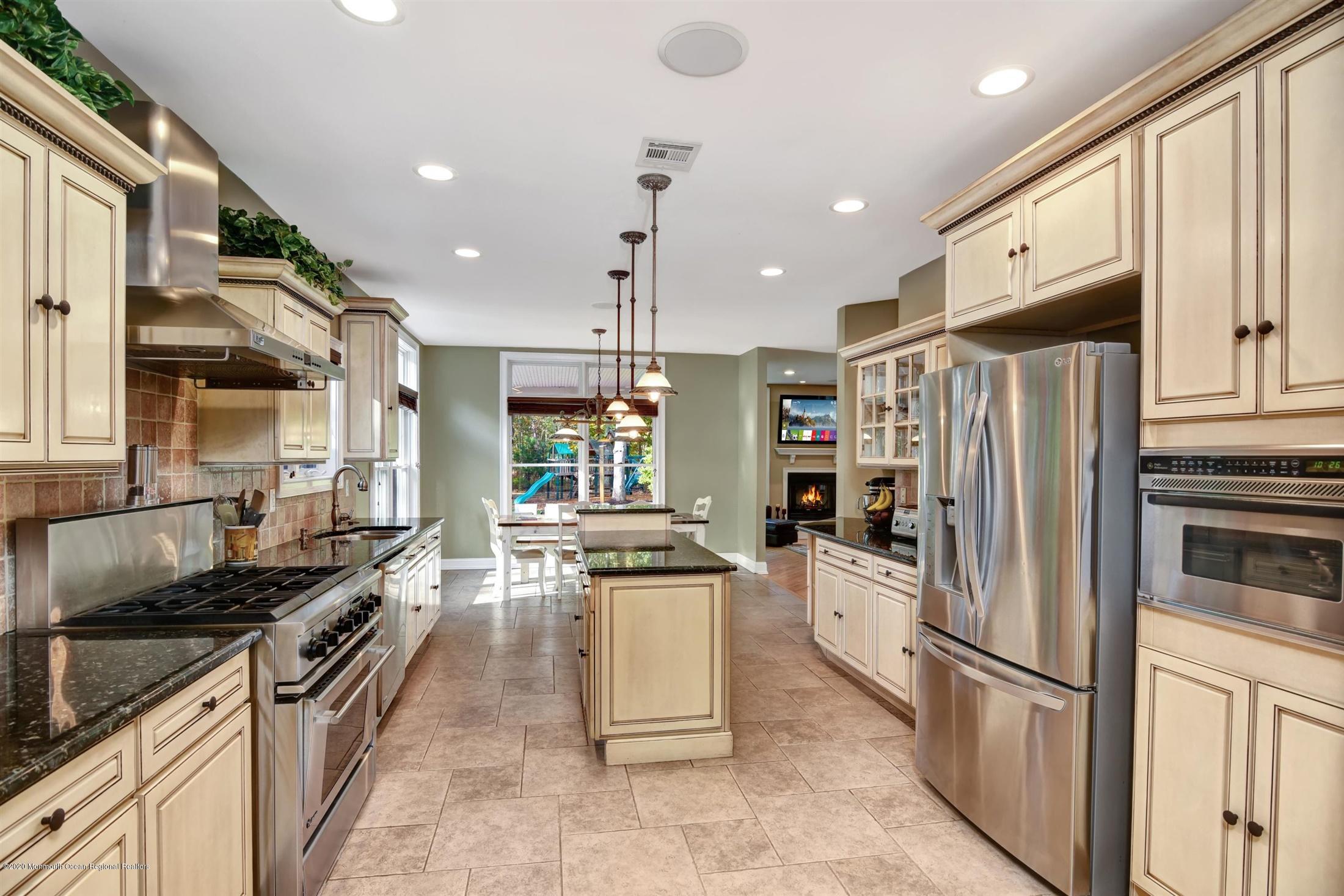 103 Ely Harmony Road Freehold, NJ 07728 - Photo 14 of 56 12-Kitchen
