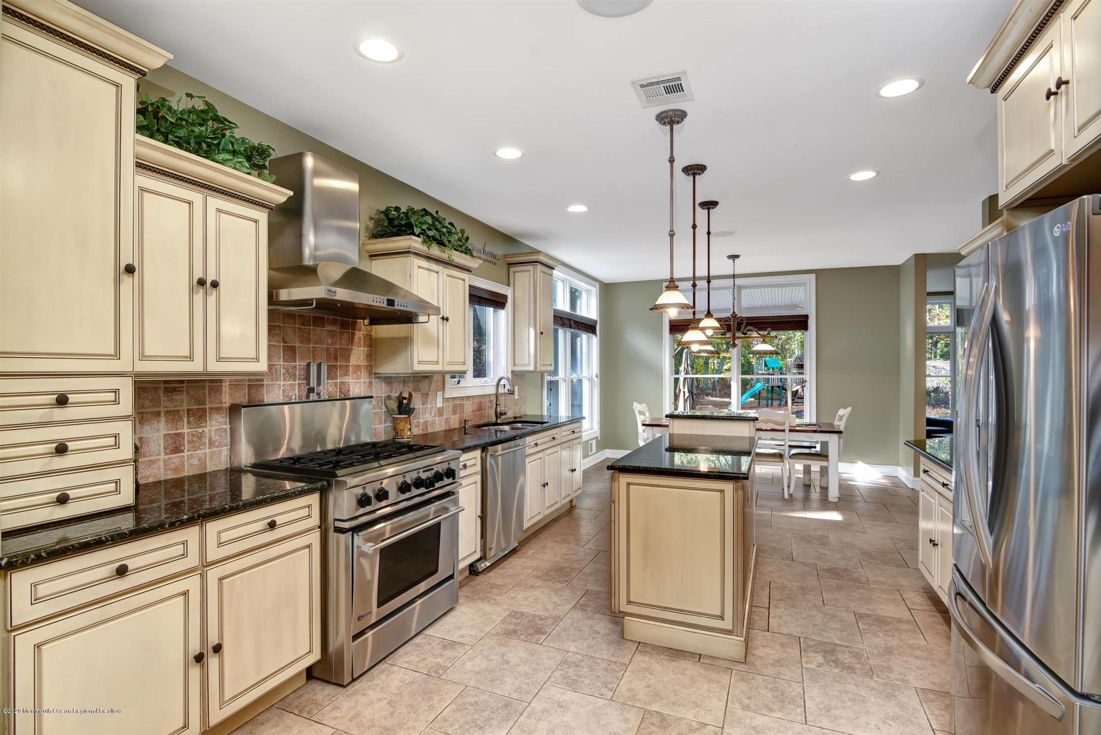 103 Ely Harmony Road Freehold, NJ 07728 - Photo 15 of 56 13-Kitchen