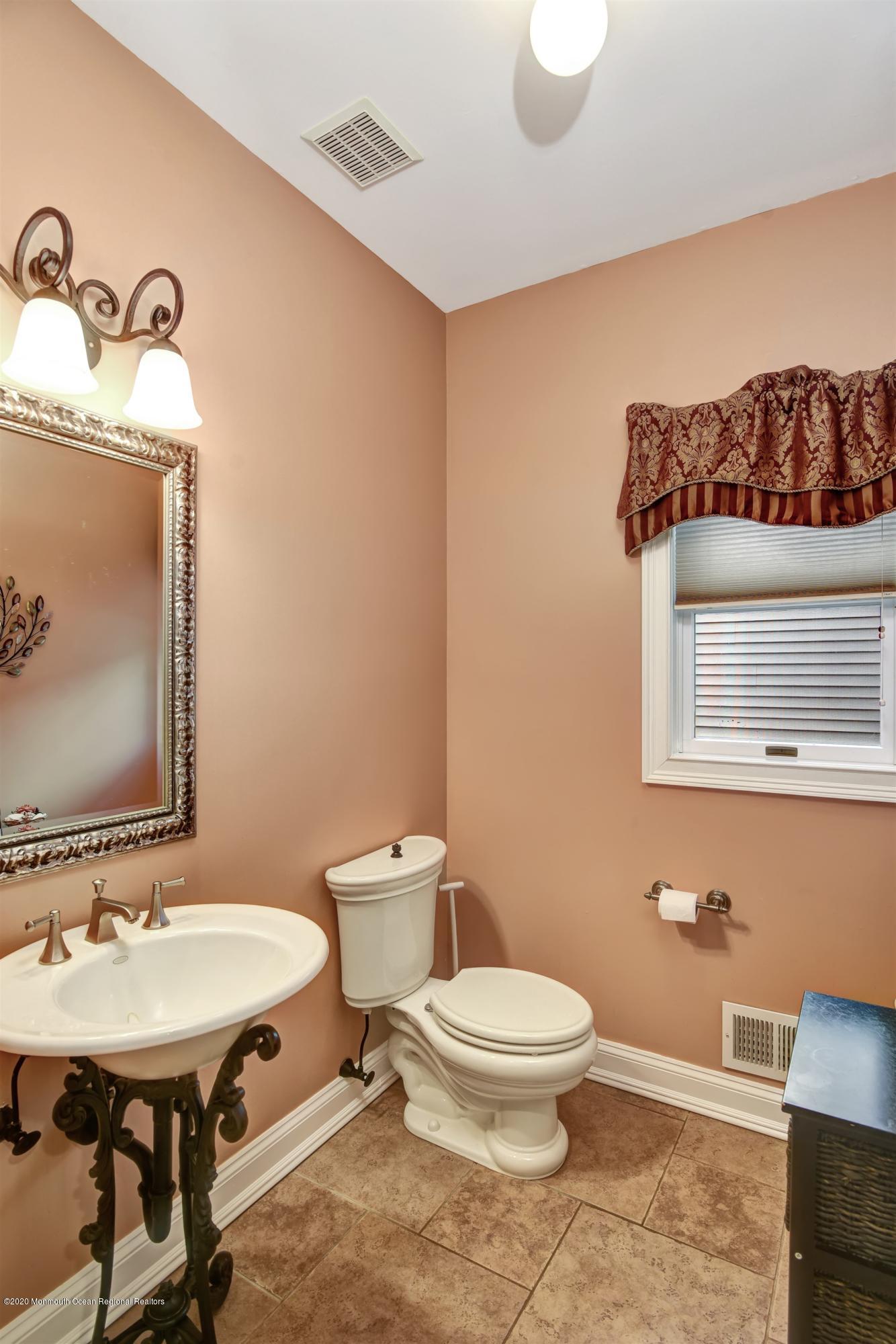 103 Ely Harmony Road Freehold, NJ 07728 - Photo 19 of 56 17-Bathroom