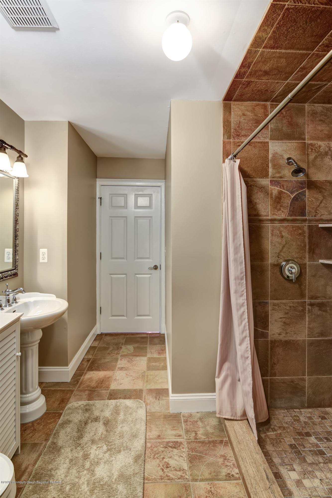 103 Ely Harmony Road Freehold, NJ 07728 - Photo 44 of 56 40-Bathroom