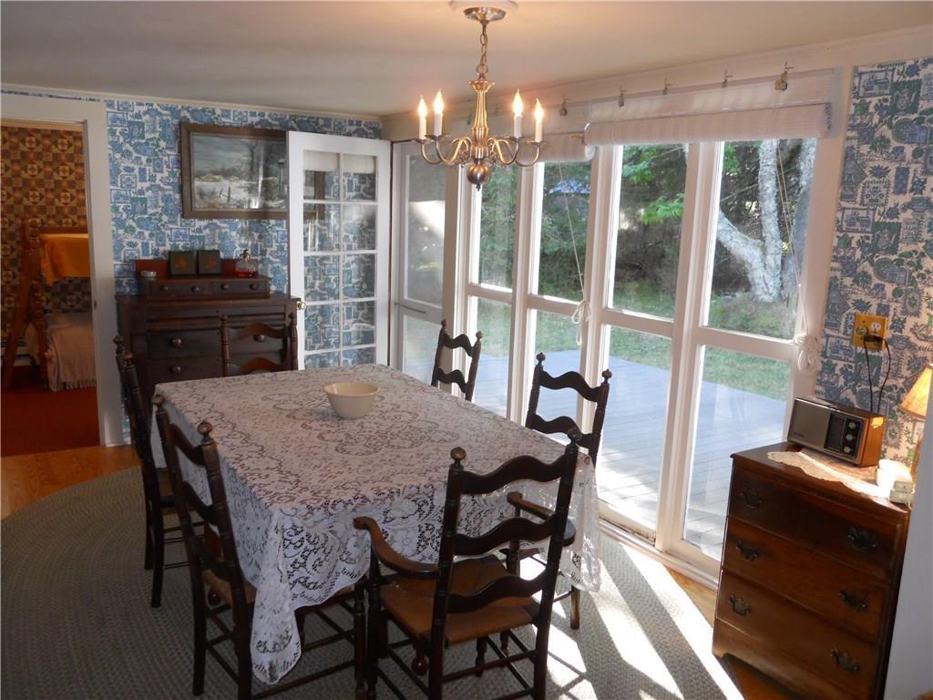 120 Oregon Road Islesboro, ME 04848 - Photo 9 of 23 Dining Room
