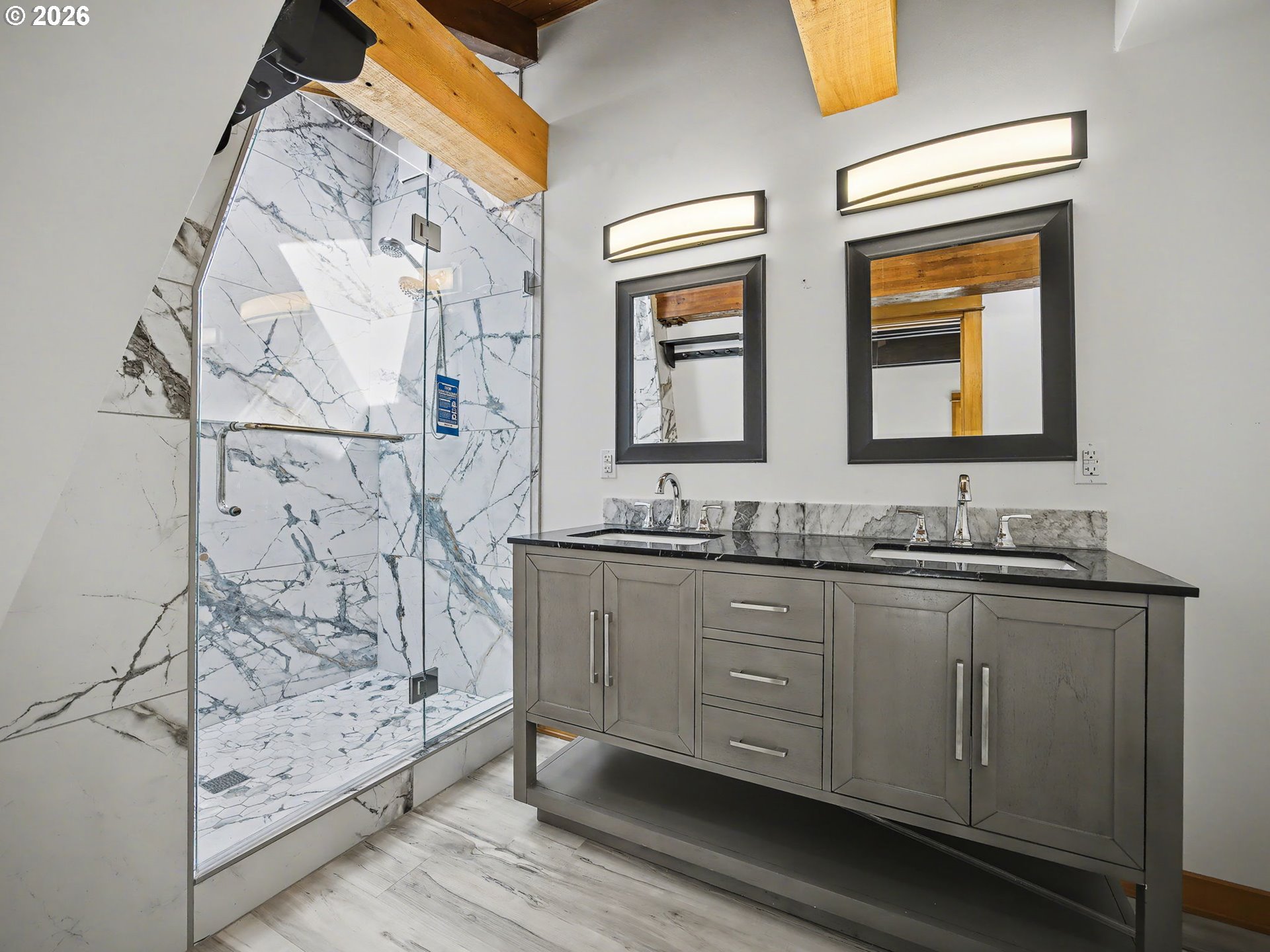 21010 East Country Club Road Brightwood, OR 97011 - Photo 25 of 47 Attached Bathroom #1