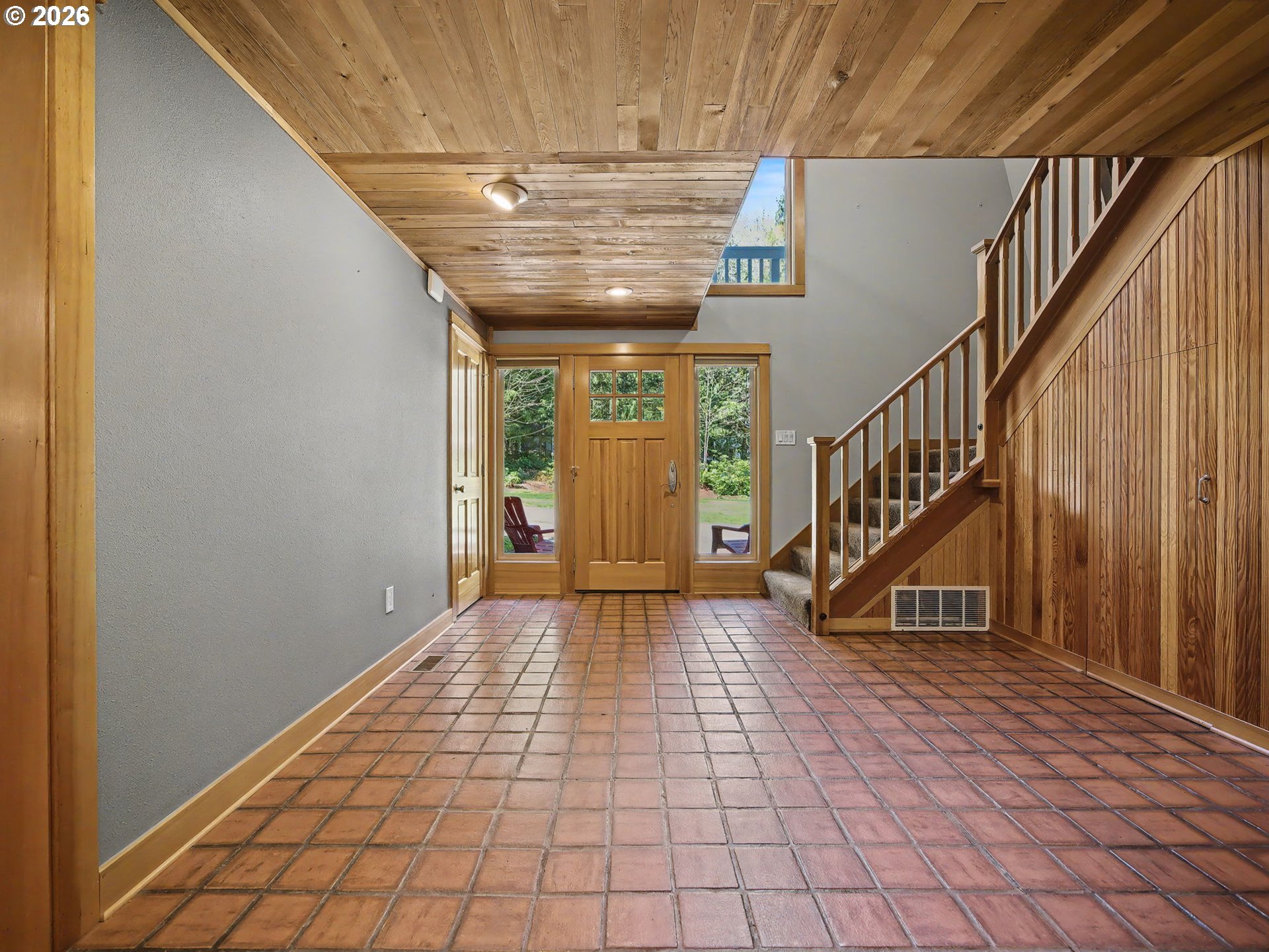 21010 East Country Club Road Brightwood, OR 97011 - Photo 4 of 47 Entrance/Foyer