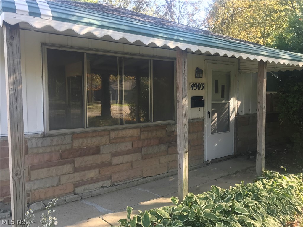 4903 Wake Robin Road Mentor, OH 44060 - Photo 3 of 34