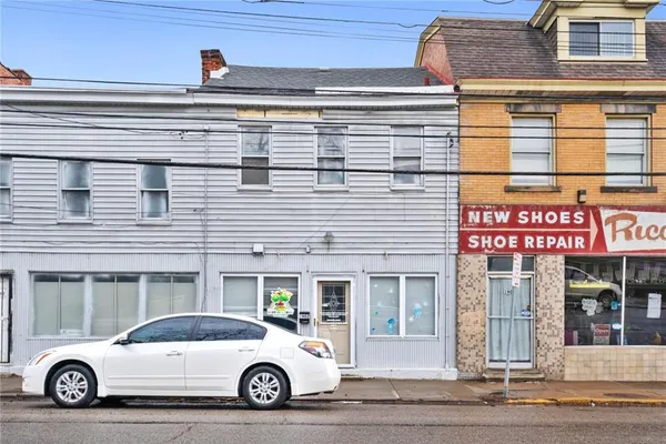 $1,200 | 1902 Brownsville Road, Pittsburgh, PA 15210