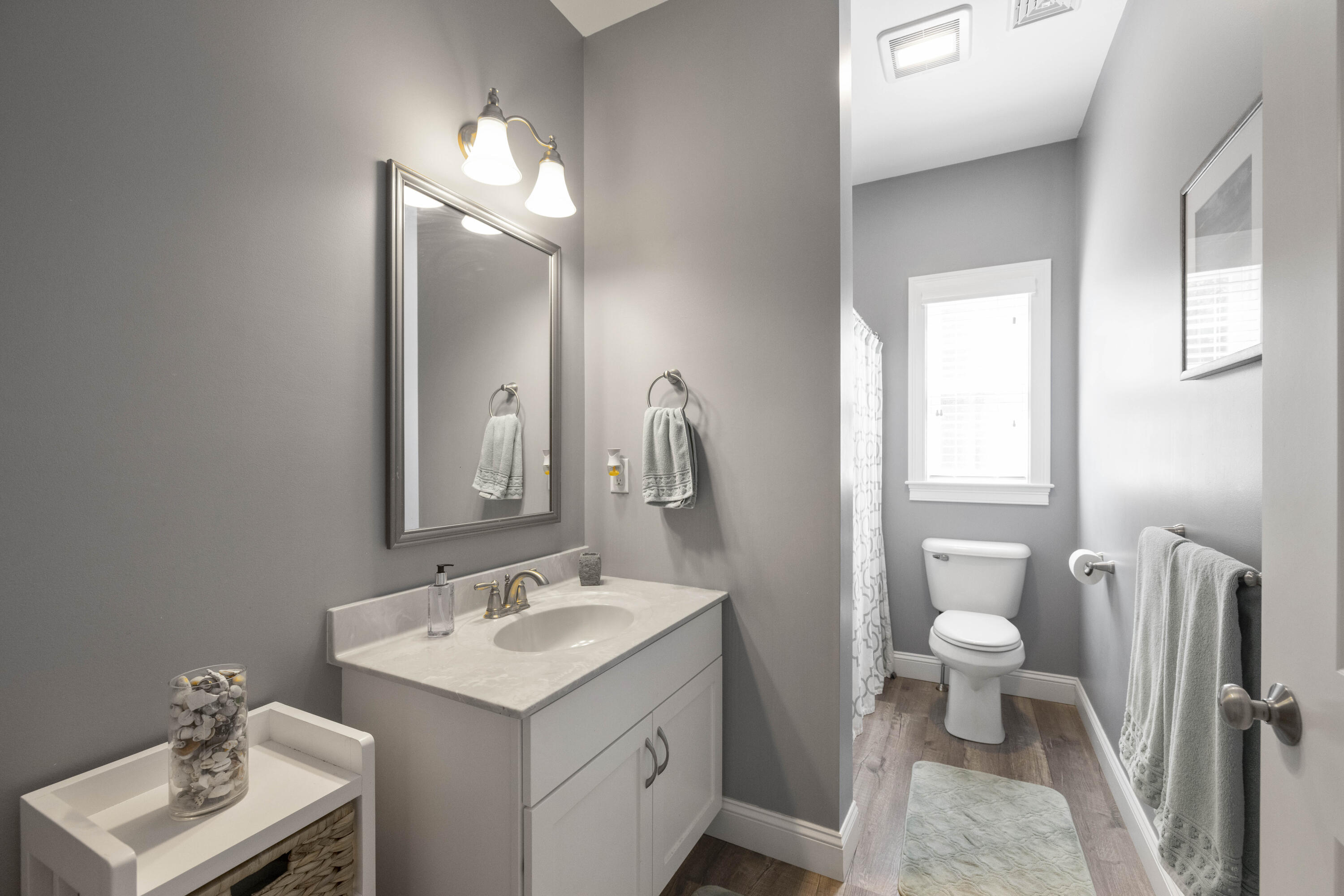19 Ranger Lane, Unit 20 Arundel, ME 04046 - Photo 20 of 53 1st floor full bath