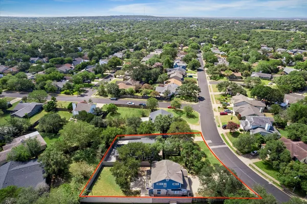 $960,000 | 7905-7907 Tiffany Drive, Austin, TX 78749
