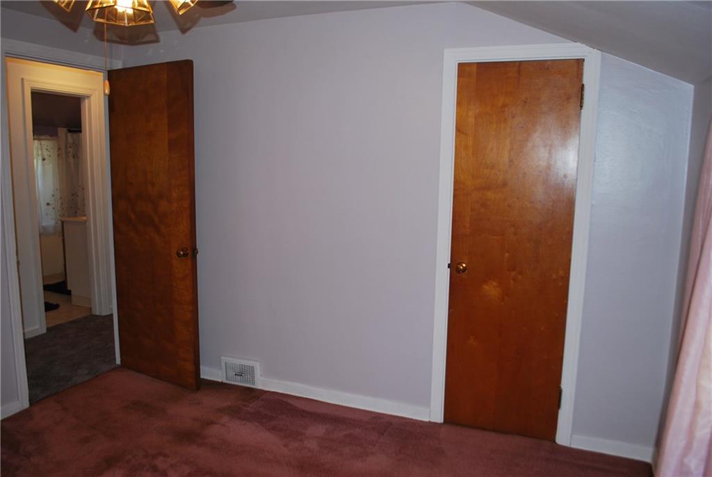 308 Long Road Penn Hills, PA 15235 - Photo 16 of 25 Gallery Image 16