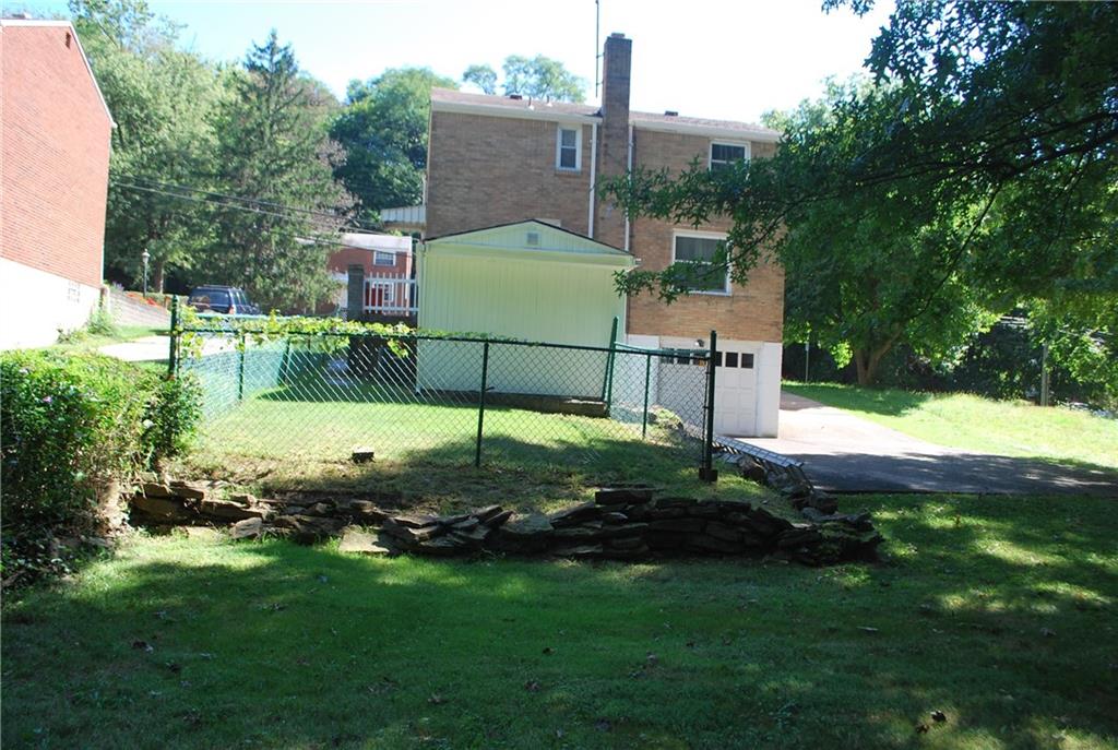 308 Long Road Penn Hills, PA 15235 - Photo 24 of 25 Gallery Image 24