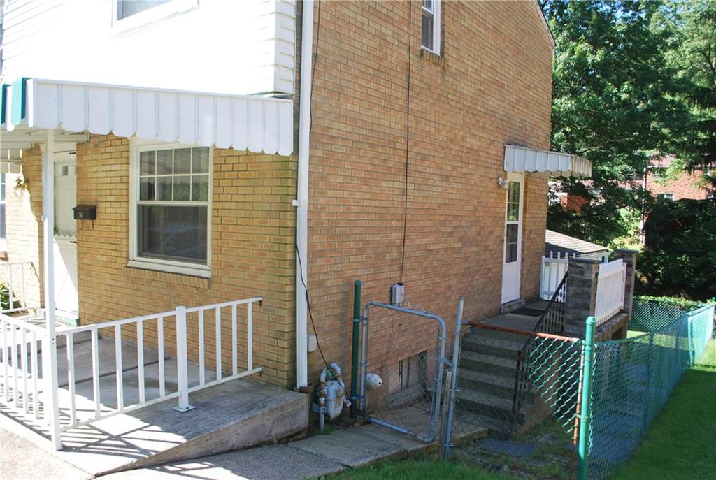 308 Long Road Penn Hills, PA 15235 - Photo 8 of 25 Gallery Image 8