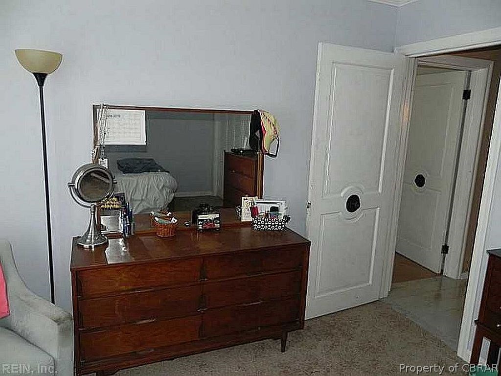 1786 Tyndall Point Road Gloucester Point, VA 23062 - Photo 4 of 33 Gallery Image 4