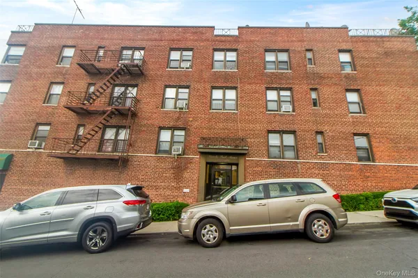 $119,000 | 70 Sherman Avenue, Unit 2K, Yonkers, NY 10705