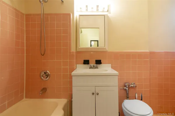 $119,000 | 70 Sherman Avenue, Unit 2K, Yonkers, NY 10705