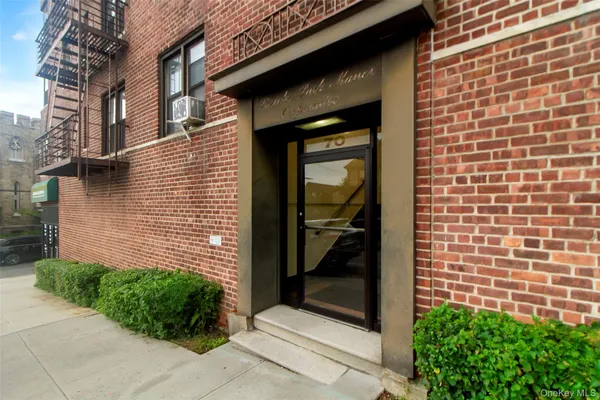 $119,000 | 70 Sherman Avenue, Unit 2K, Yonkers, NY 10705