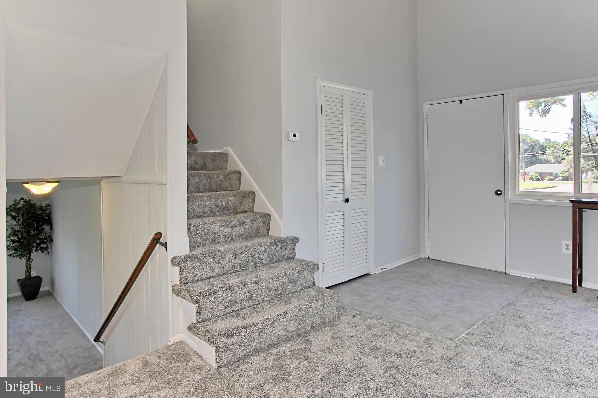 6010 Ridge View Drive Alexandria, VA 22310 - Photo 14 of 25 Interior (General)