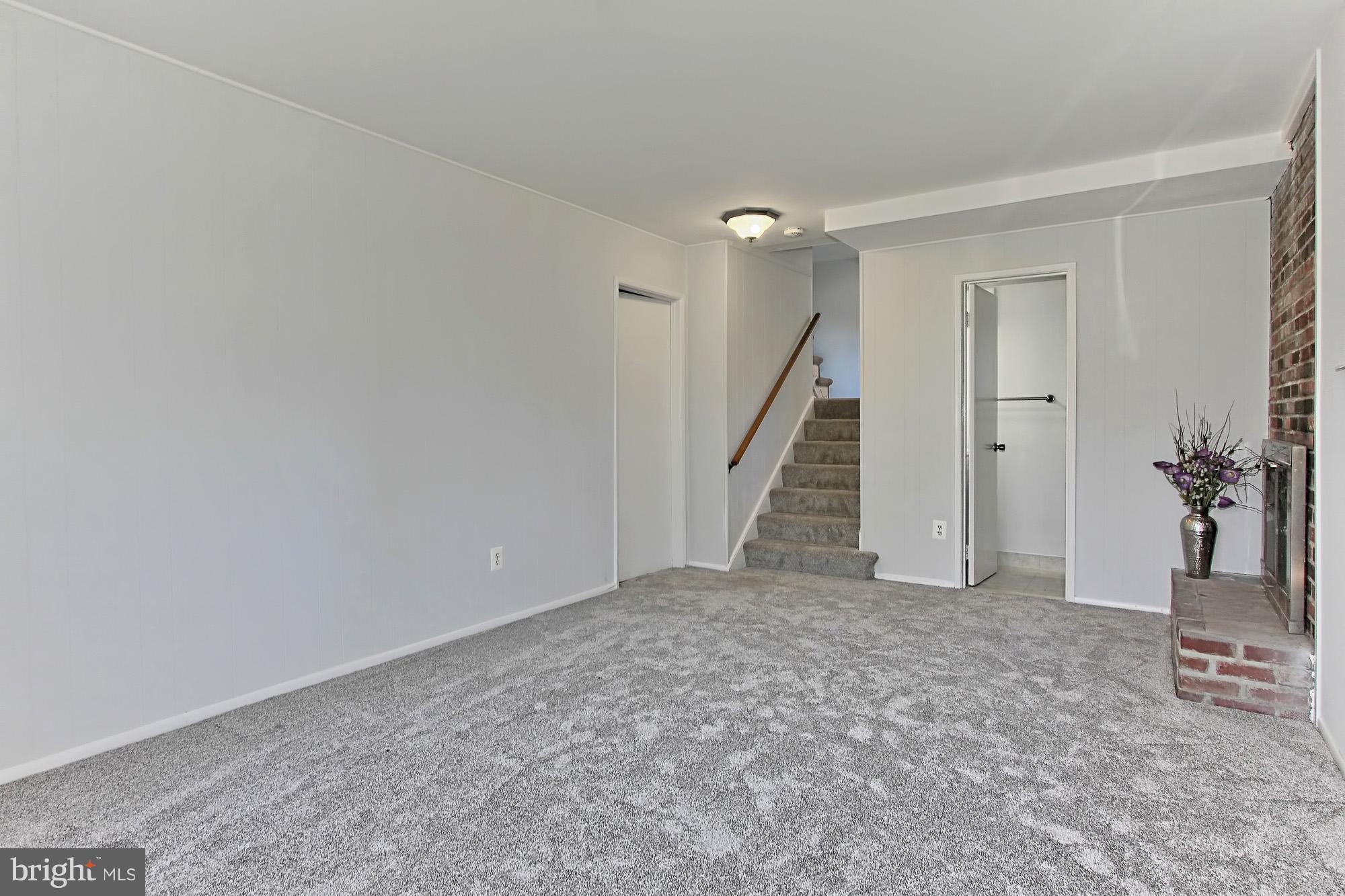 6010 Ridge View Drive Alexandria, VA 22310 - Photo 20 of 25 Family Room