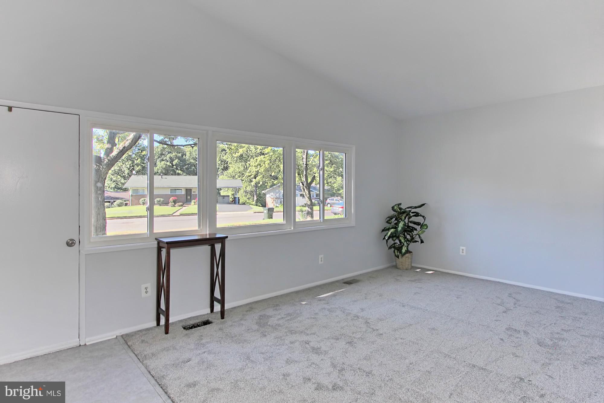 6010 Ridge View Drive Alexandria, VA 22310 - Photo 6 of 25 Lots of natural light