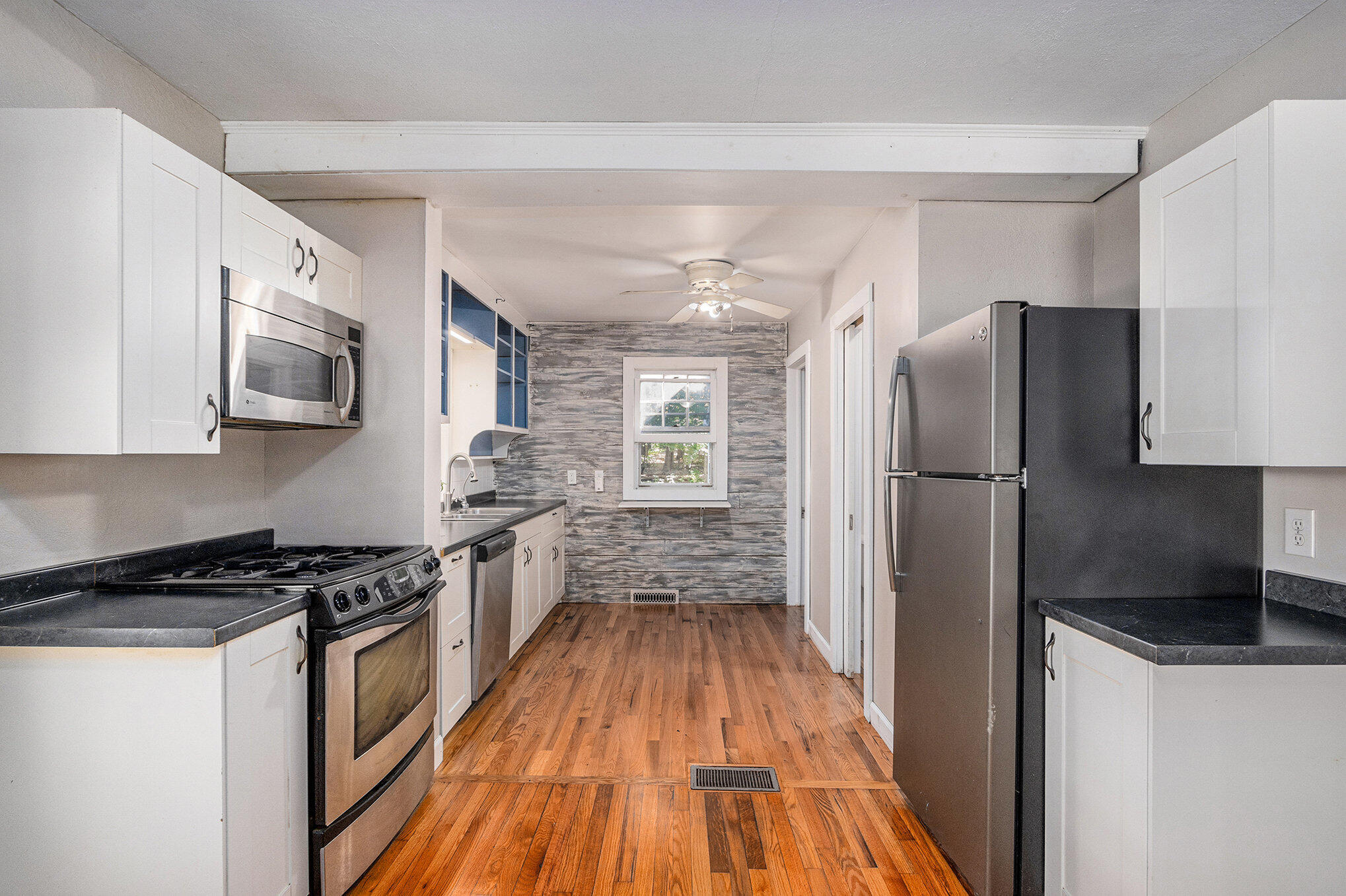 1664 North 3rd Street Kalamazoo, MI 49009 - Photo 10 of 32 file_570