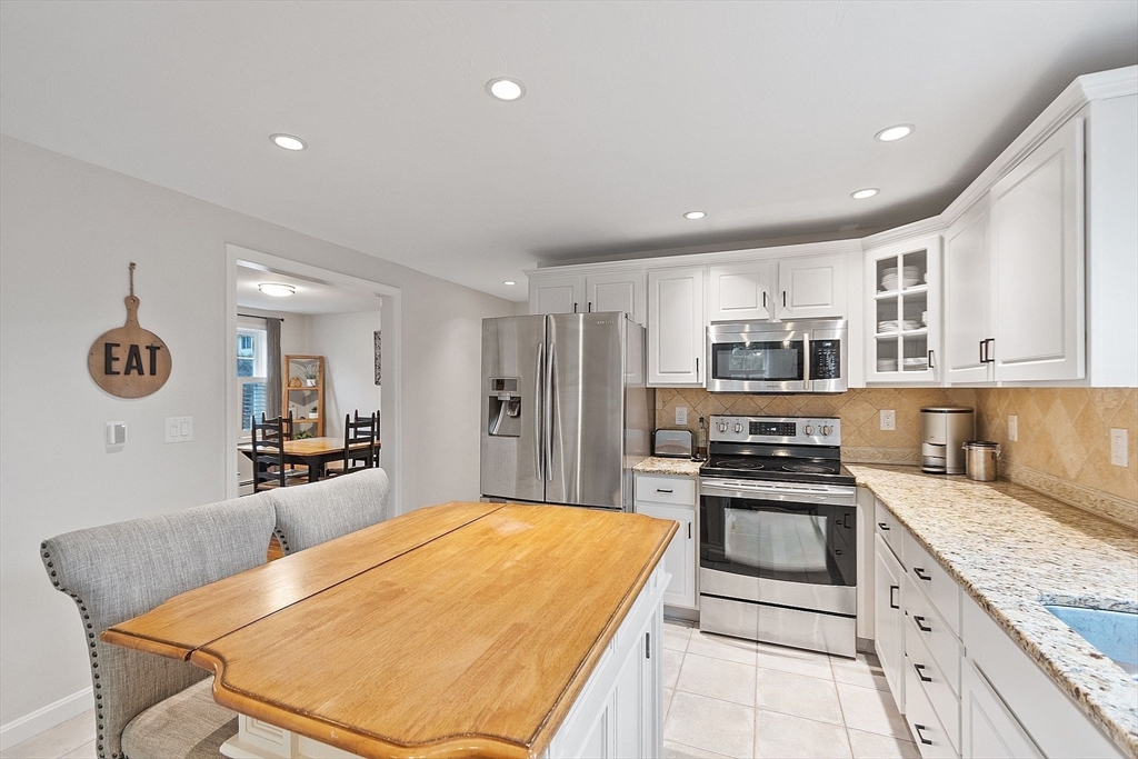 16 Claudine Road Leominster, MA 01453 - Photo 12 of 33 Gallery Image 12