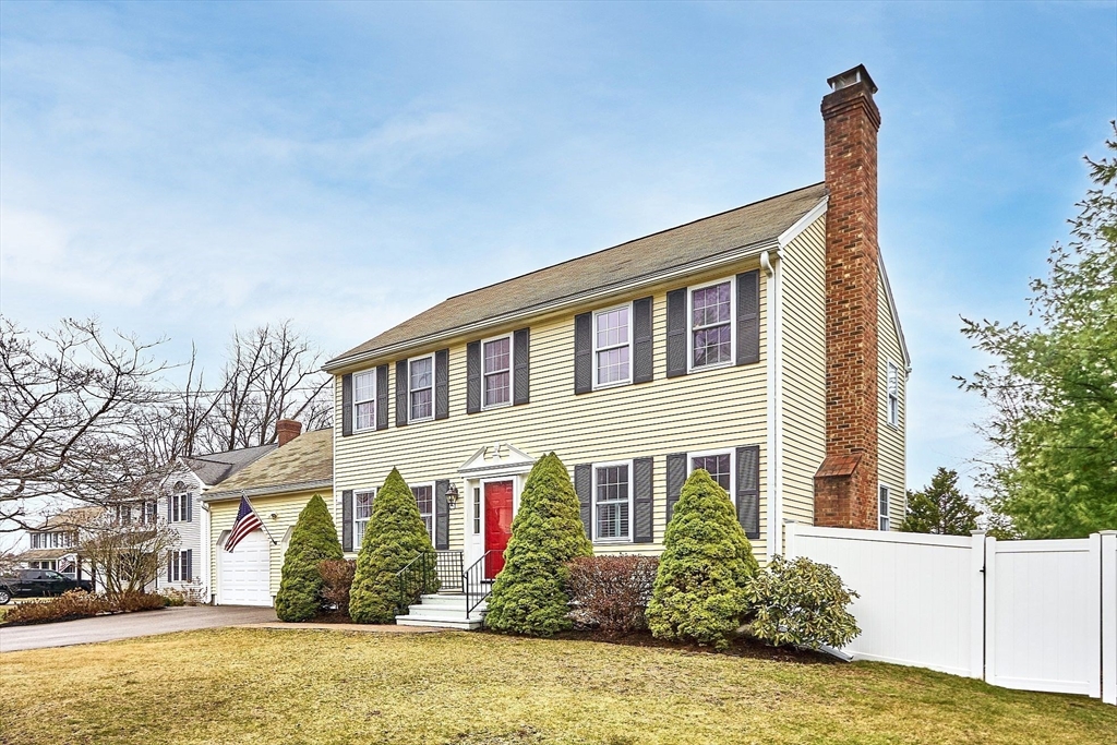 16 Claudine Road Leominster, MA 01453 - Photo 2 of 33 Gallery Image 2