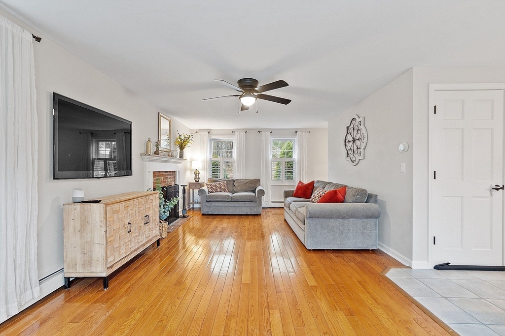 16 Claudine Road Leominster, MA 01453 - Photo 8 of 33 Gallery Image 8