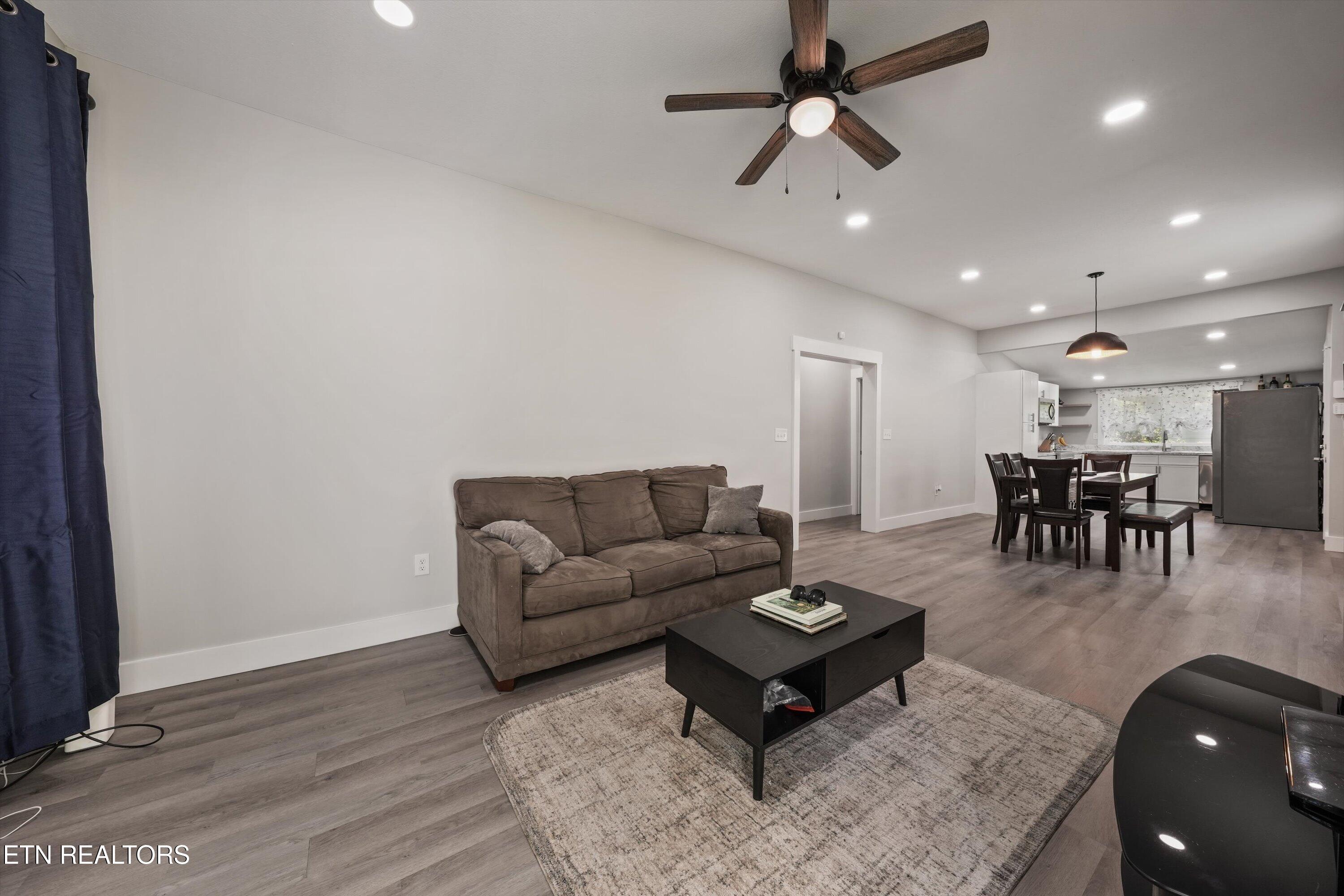 4201 Coster Road Knoxville, TN 37912 - Photo 7 of 32 07-4201 Coster Rd 11