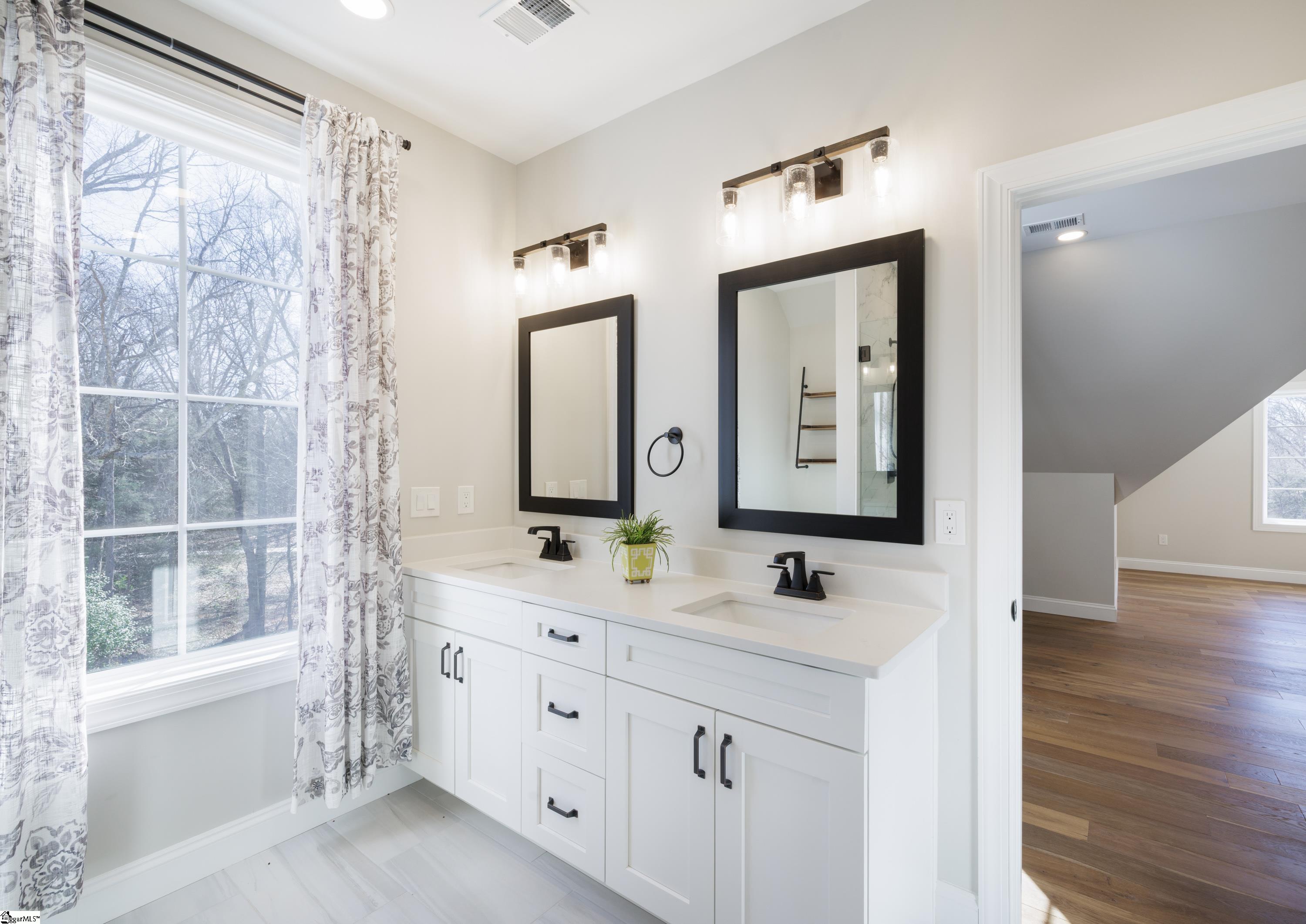 1035 Nazareth Church Road Spartanburg, SC 29301 - Photo 34 of 50