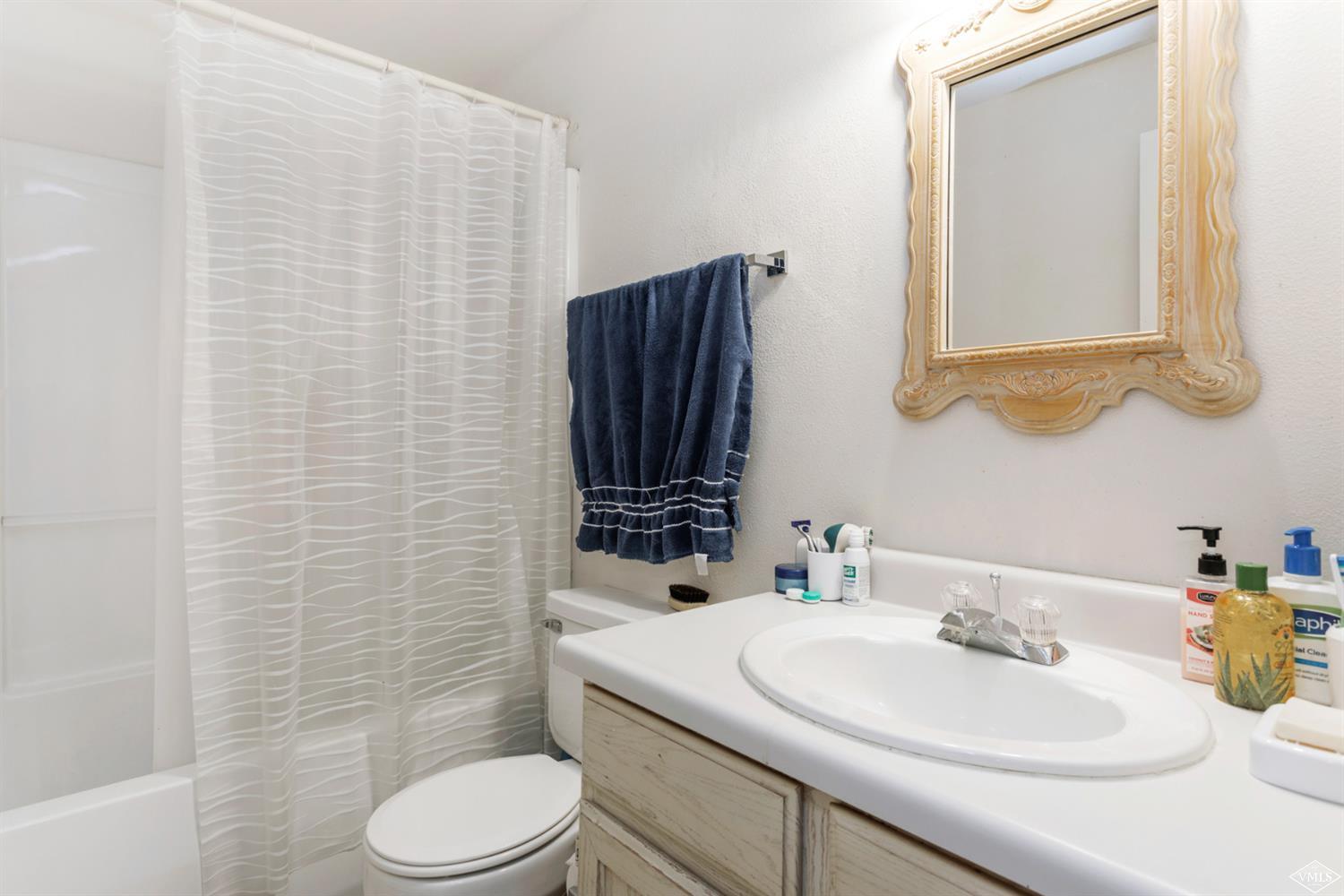 169 River View Road, Unit A Gypsum, CO 81637 - Photo 9 of 11 Additional Photo