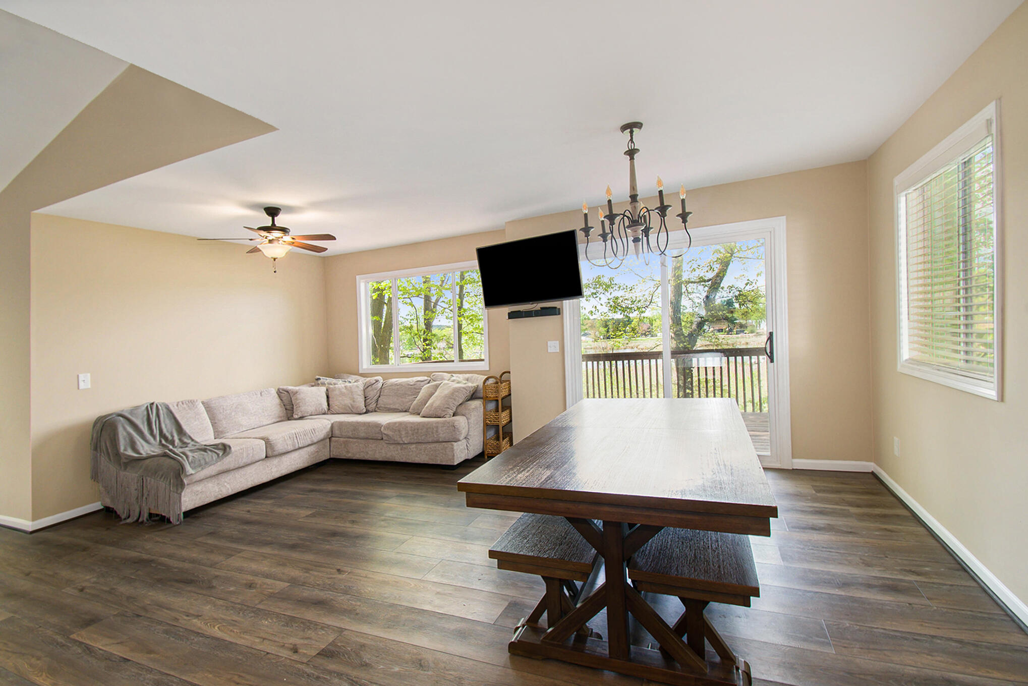8742 River Valley Road Brighton, MI 48116 - Photo 14 of 44 011_ndp4605